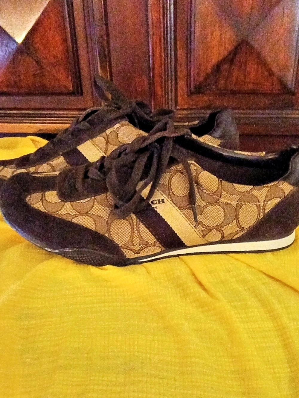 Coach Kelson Signature Suede Sneaker Sneakers Brown & Tan US 8 Like New No Box